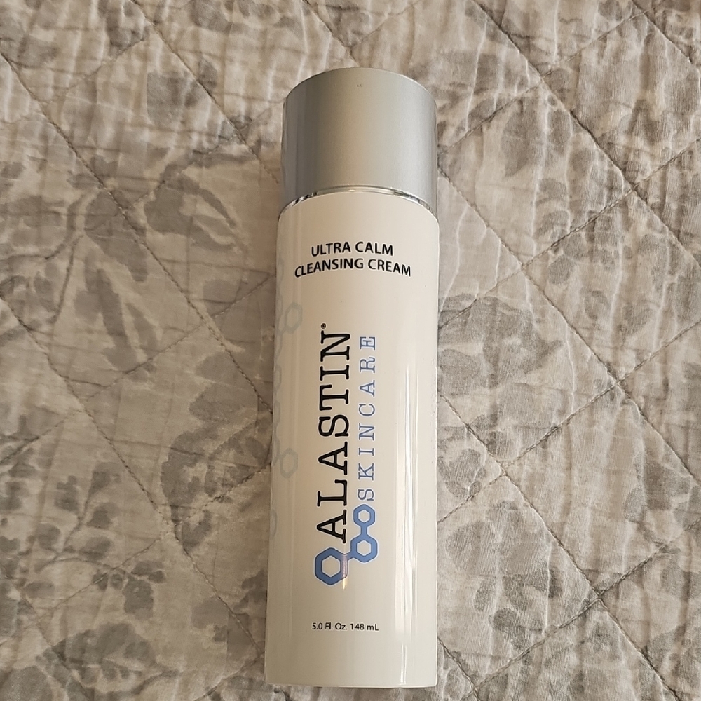 Alastin Skincare Ultra Calm Cleansing Cream New No Box 5oz